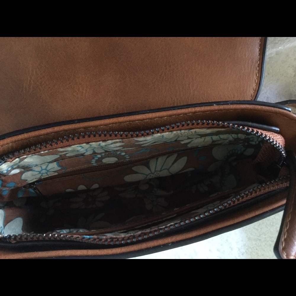 Purse - Picture 2 of 2